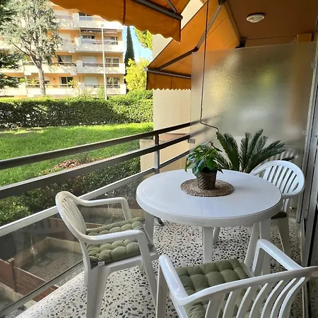 Aeroport Seafront With Pool Cros-de-Cagnes